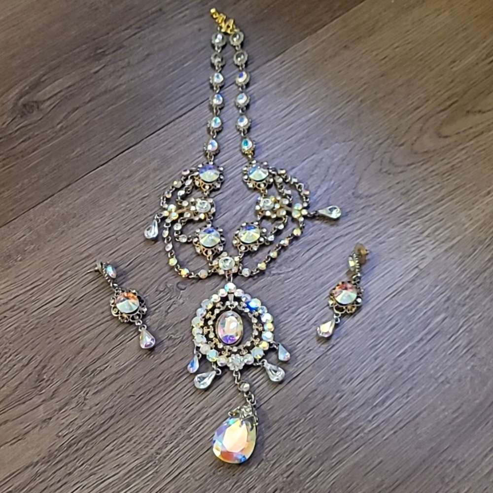 Vintage Elegant Gold and Silver Women's Necklace And Earring Set
